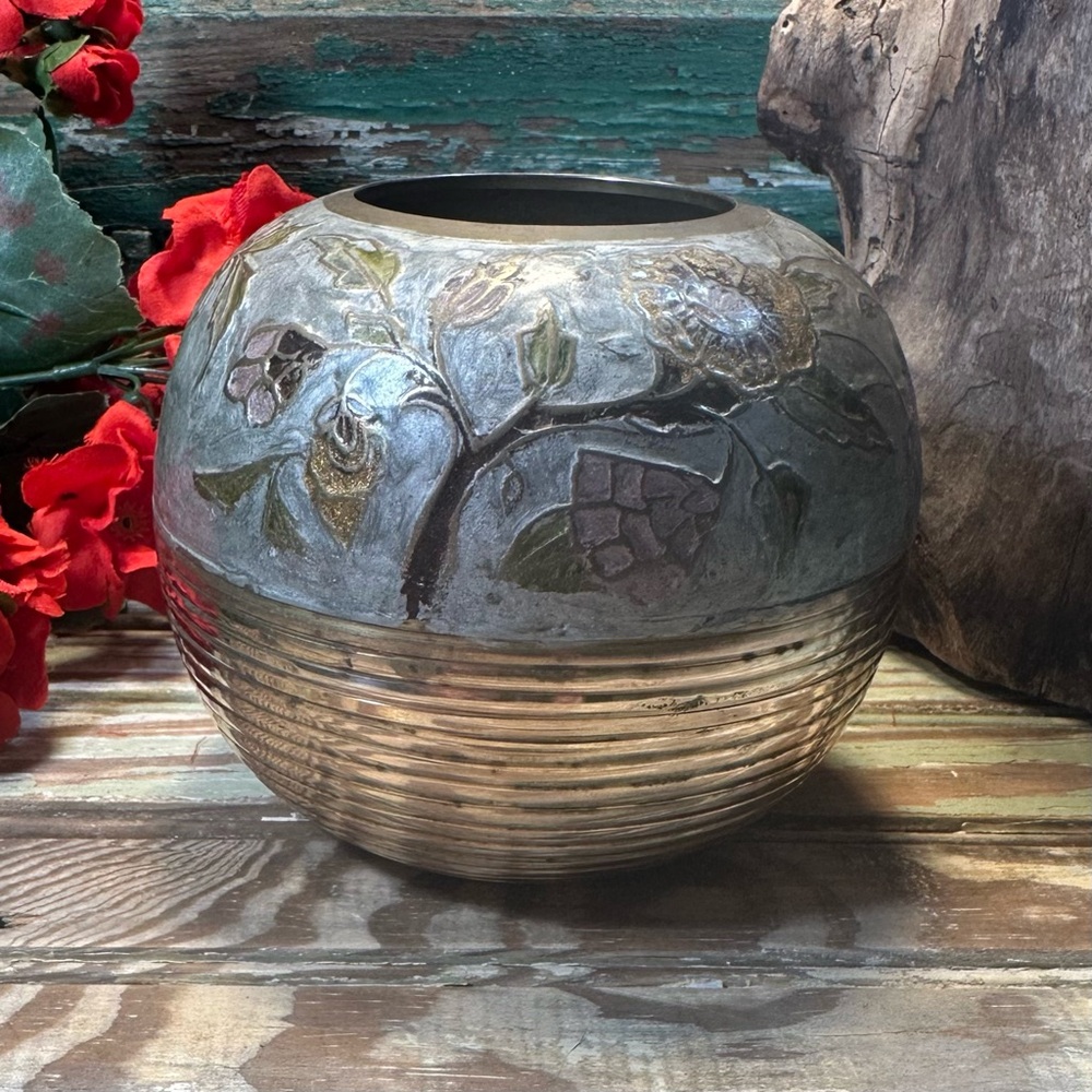 Artistic Round Vase with Floral Design